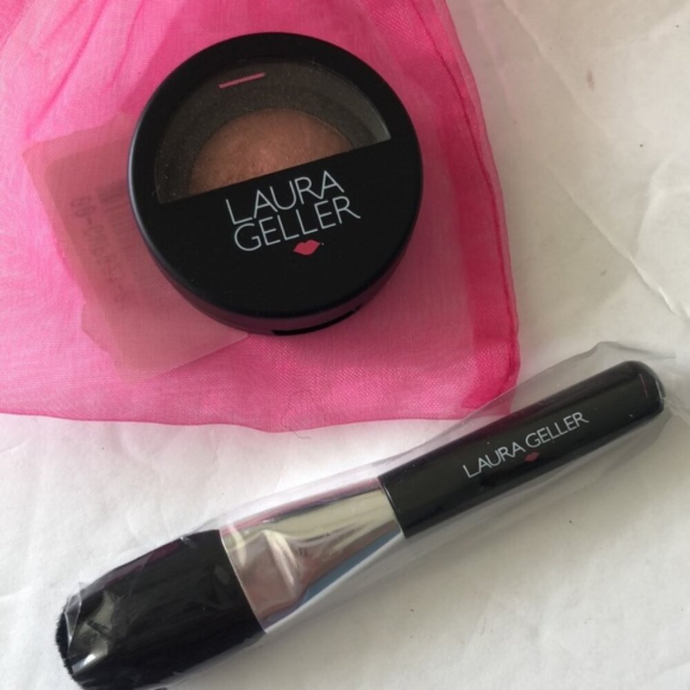 LAURA GELLER Set of Blush-N-Brighten Pink Grapefruit & Brush